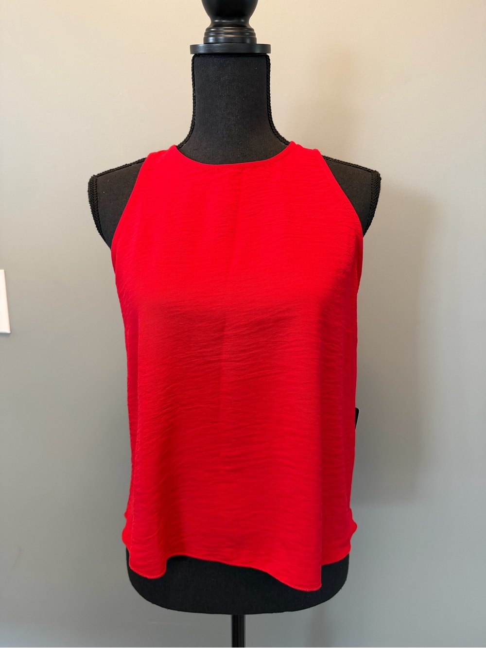Express sleeveless blouse NWT